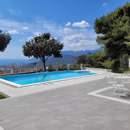 Villa Esmeralda Salerno Esterno foto