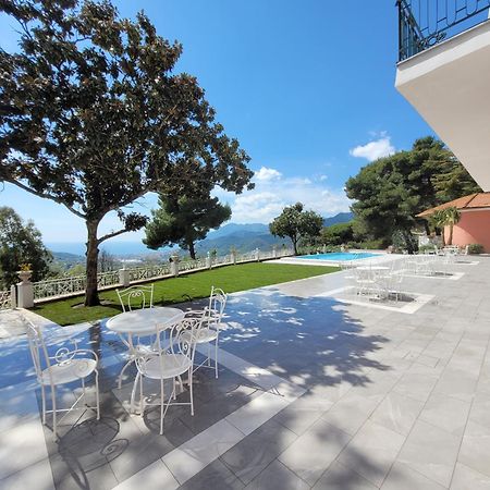 Villa Esmeralda Salerno Esterno foto