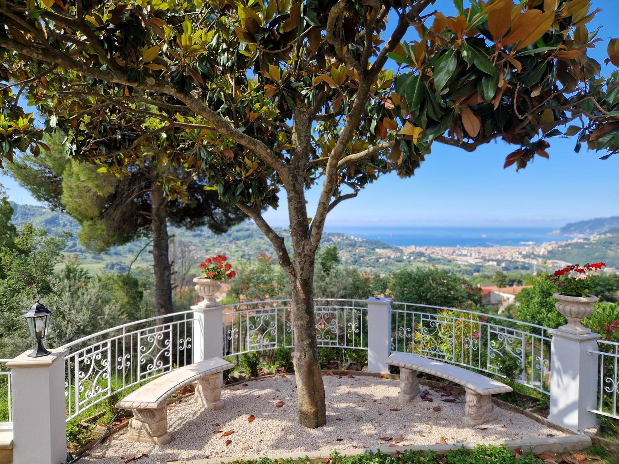 Villa Esmeralda Salerno Esterno foto